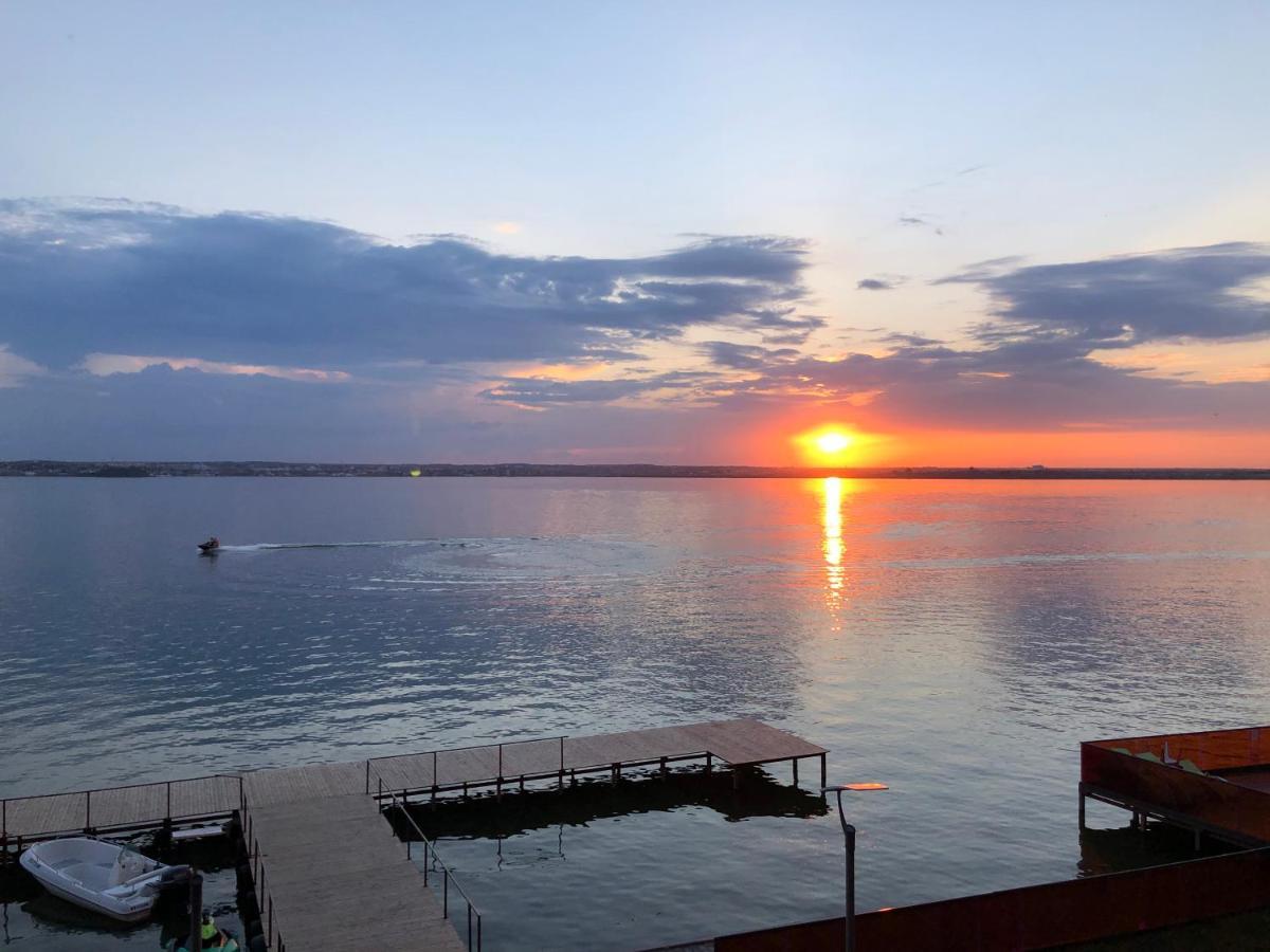 شقة Mamaia Lake View المظهر الخارجي الصورة